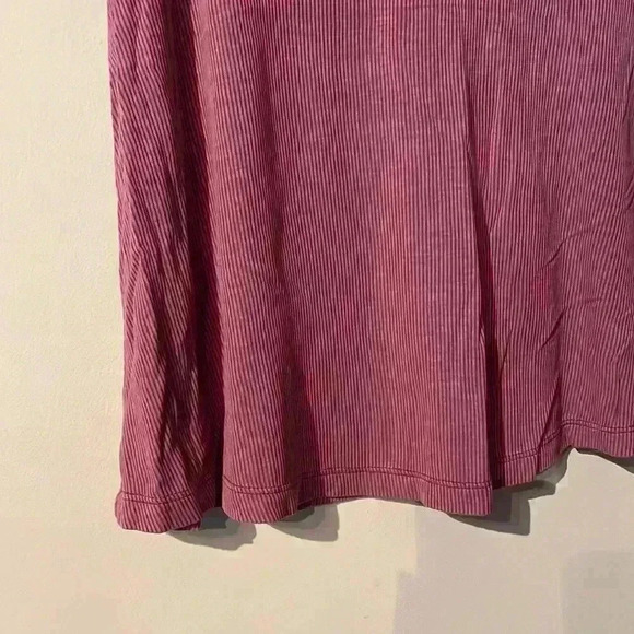 American Eagle Soft & Sexy Women’s Small Ribbed Short Sleeve Tee with Open Back - Picture 3 of 7